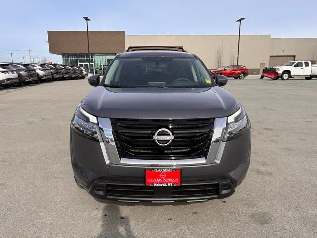 new 2025 Nissan Pathfinder car, priced at $39,692