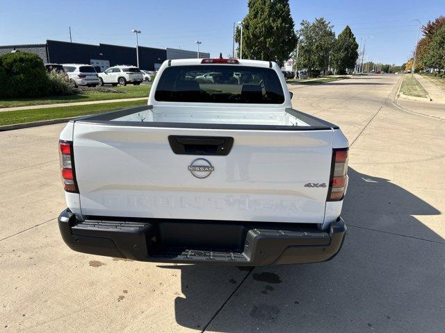 new 2025 Nissan Frontier car