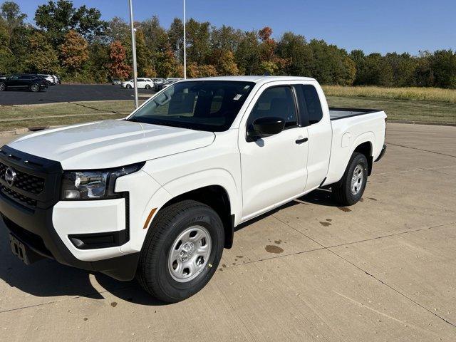 new 2025 Nissan Frontier car