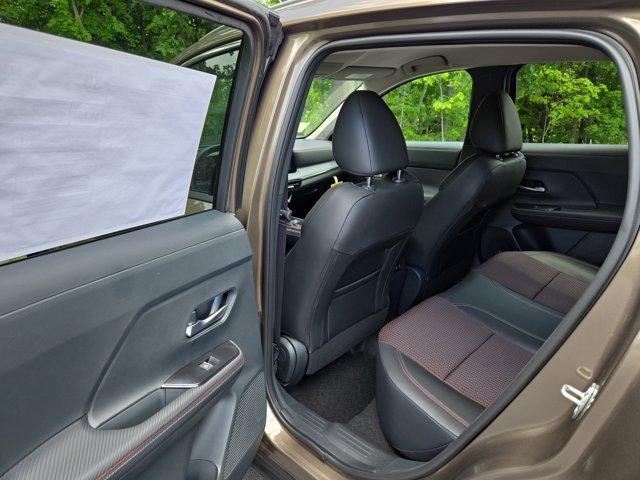 new 2025 Nissan Kicks car, priced at $29,377