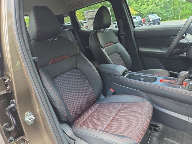 new 2025 Nissan Kicks car, priced at $29,377