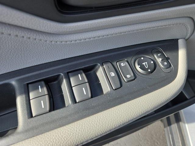 used 2024 Honda Odyssey car, priced at $35,880