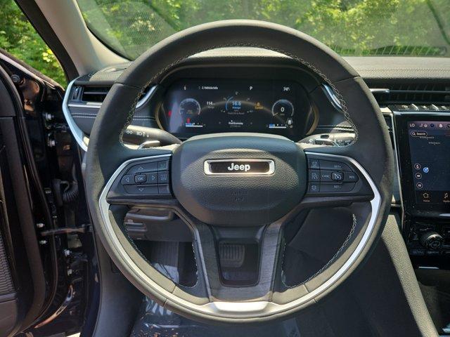 used 2024 Jeep Grand Cherokee car, priced at $38,490