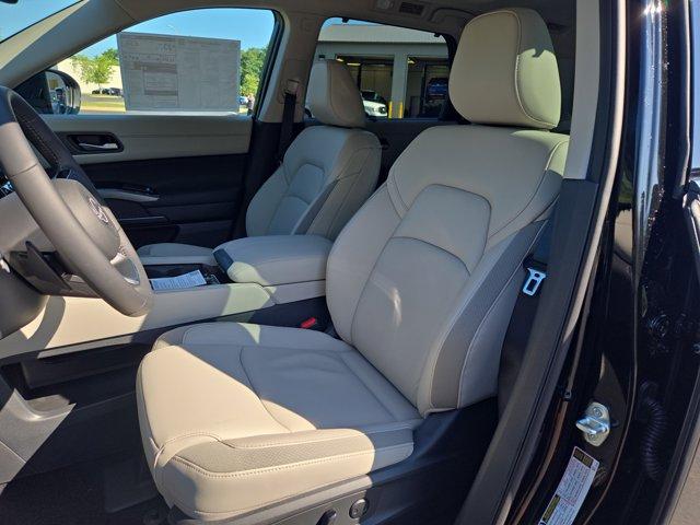new 2025 Nissan Pathfinder car, priced at $47,118