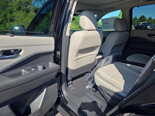 new 2025 Nissan Pathfinder car, priced at $47,118