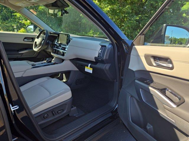 new 2025 Nissan Pathfinder car, priced at $47,118
