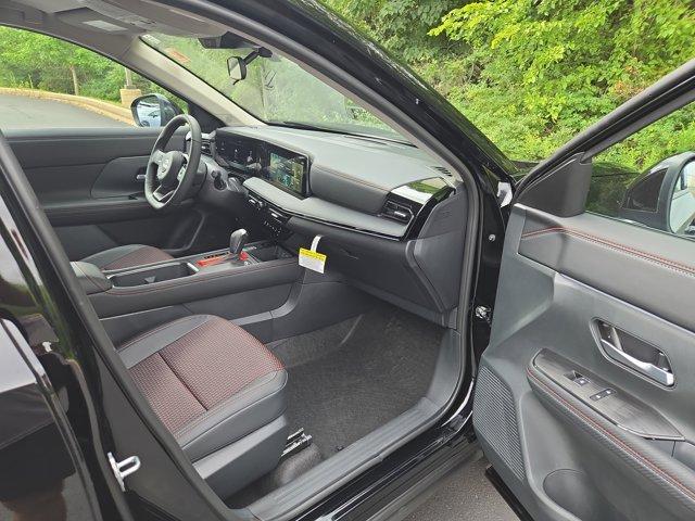 new 2025 Nissan Kicks car, priced at $29,631