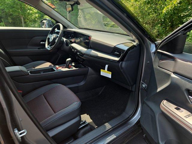 new 2025 Nissan Kicks car, priced at $29,689