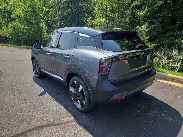 new 2025 Nissan Kicks car, priced at $29,689