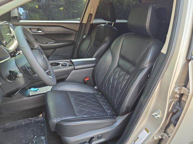 used 2021 Nissan Rogue car, priced at $23,397