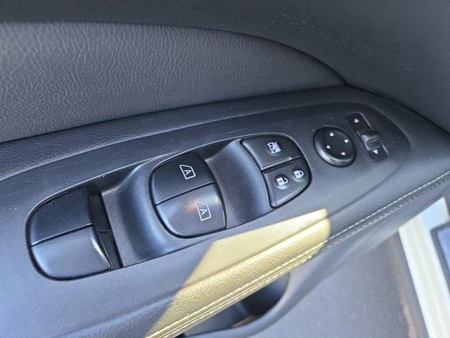 used 2020 Nissan Pathfinder car, priced at $19,990