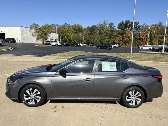 new 2025 Nissan Altima car, priced at $25,678