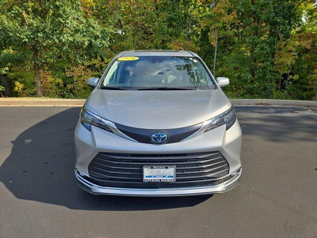 used 2024 Toyota Sienna car, priced at $40,878