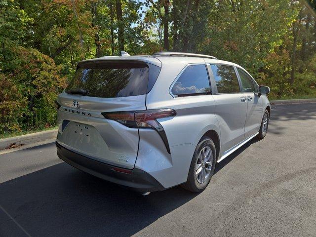 used 2024 Toyota Sienna car, priced at $40,878