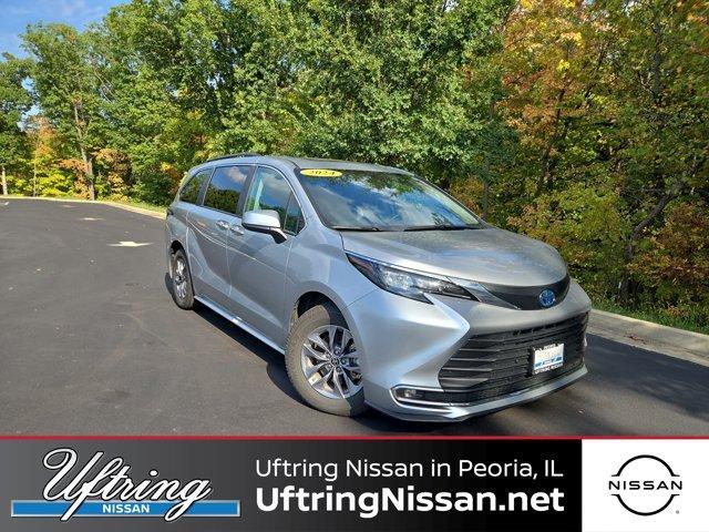 used 2024 Toyota Sienna car, priced at $40,878