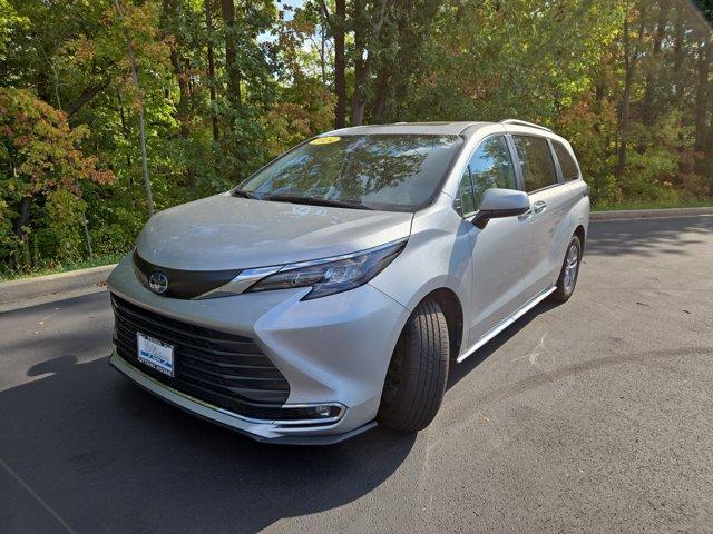 used 2024 Toyota Sienna car, priced at $40,878