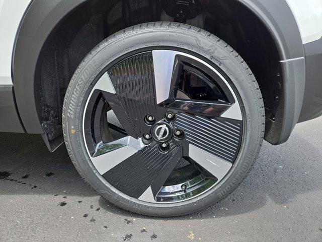 new 2025 Nissan Kicks car, priced at $29,216
