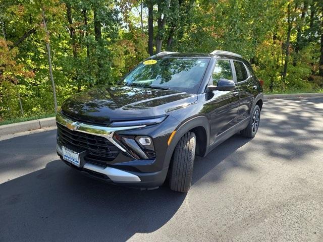 used 2025 Chevrolet TrailBlazer car, priced at $24,844
