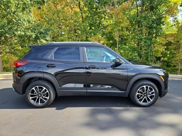 used 2025 Chevrolet TrailBlazer car, priced at $24,844