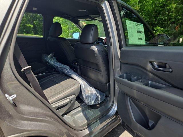 new 2025 Nissan Pathfinder car, priced at $44,073