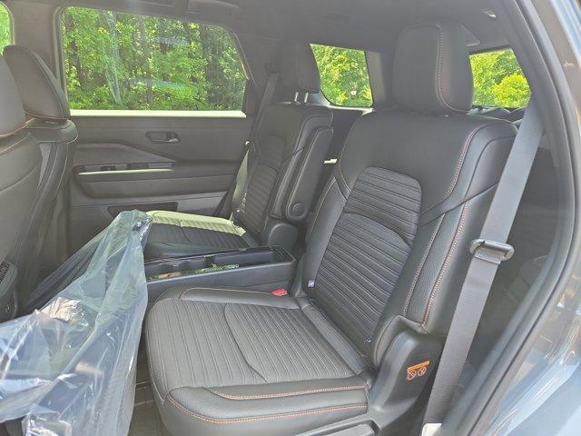 new 2025 Nissan Pathfinder car, priced at $44,073