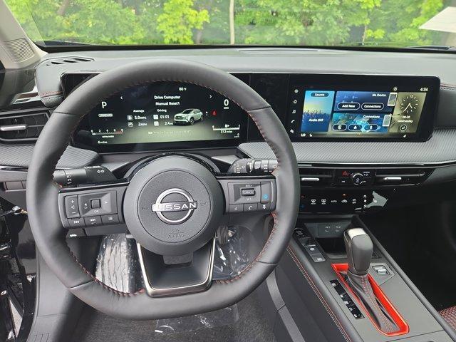 new 2025 Nissan Kicks car, priced at $29,659