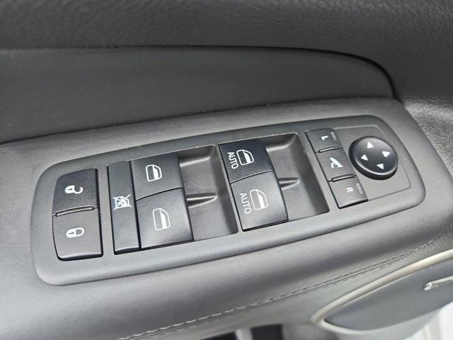 used 2018 Jeep Grand Cherokee car, priced at $19,990