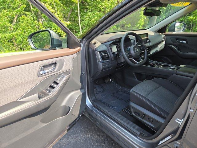used 2021 Nissan Rogue car, priced at $22,366
