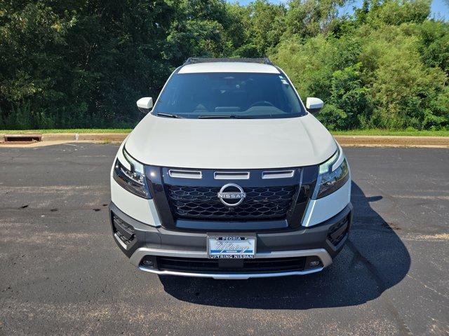 new 2025 Nissan Pathfinder car, priced at $43,757