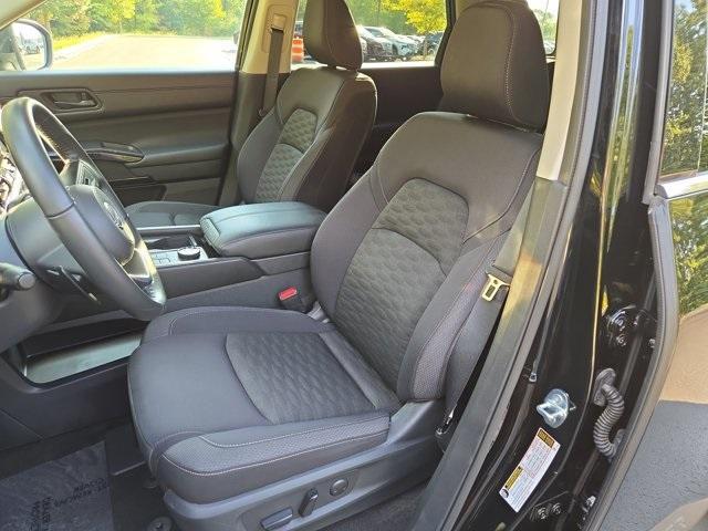 used 2025 Nissan Pathfinder car, priced at $36,490