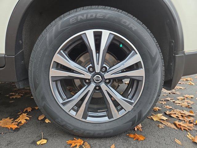 used 2018 Nissan Rogue car, priced at $15,490