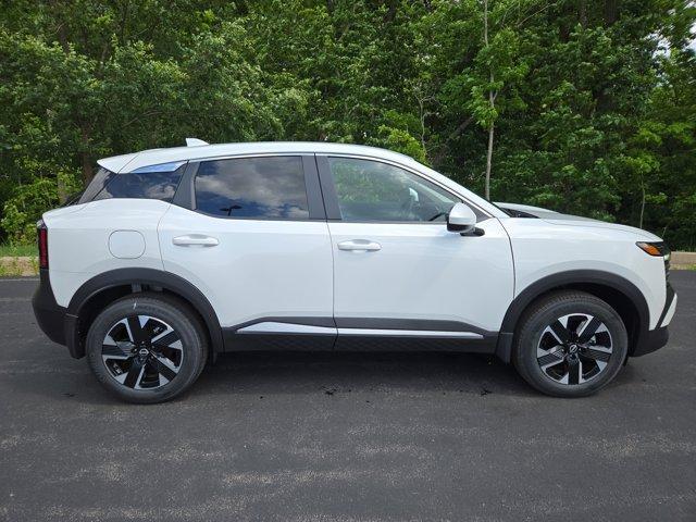 new 2025 Nissan Kicks car, priced at $27,000