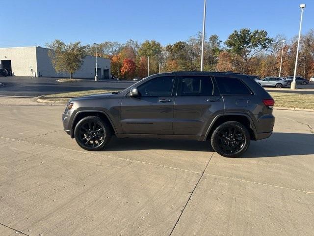 used 2020 Jeep Grand Cherokee car, priced at $22,307