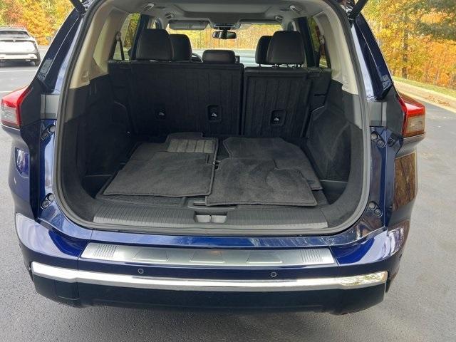 used 2024 Nissan Rogue car, priced at $32,990