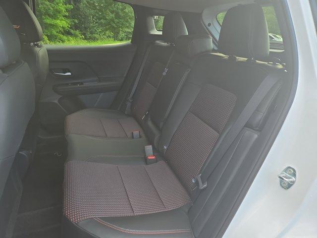 new 2025 Nissan Kicks car, priced at $29,702