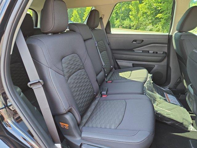 new 2025 Nissan Pathfinder car, priced at $41,780