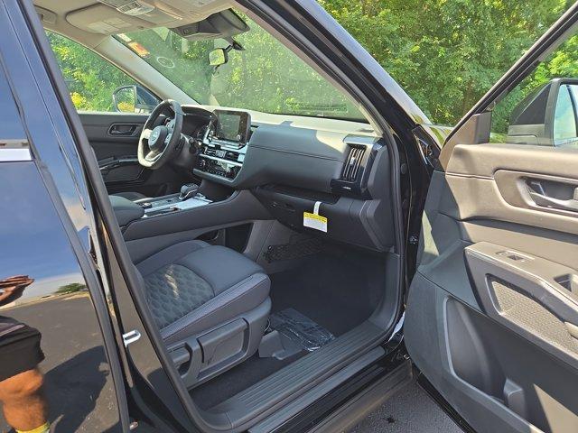 new 2025 Nissan Pathfinder car, priced at $41,780