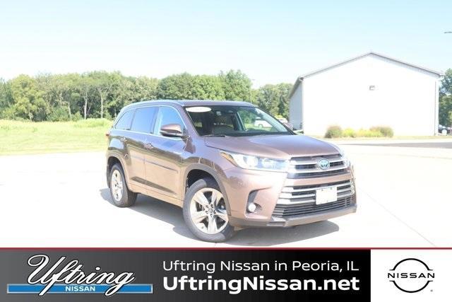 used 2018 Toyota Highlander Hybrid car, priced at $28,800