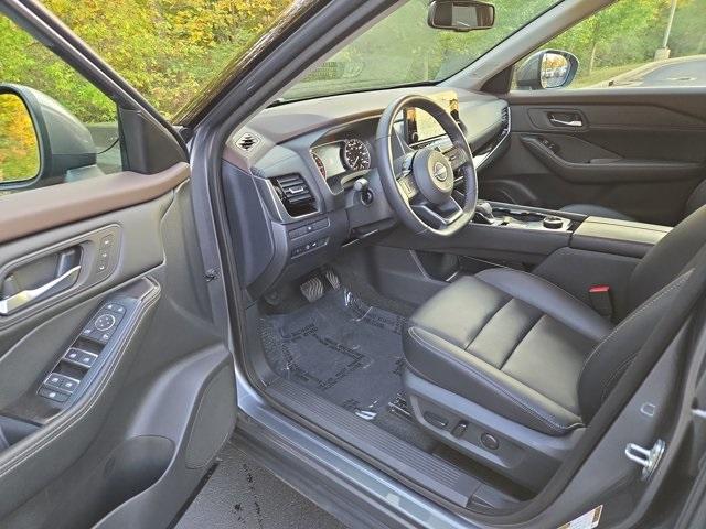 used 2023 Nissan Rogue car, priced at $29,990