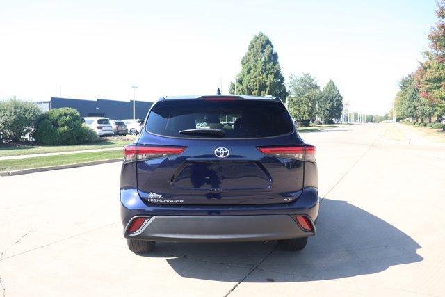 used 2023 Toyota Highlander car, priced at $36,716