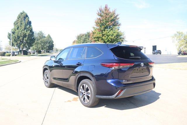 used 2023 Toyota Highlander car, priced at $36,716