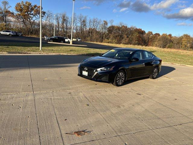 used 2024 Nissan Altima car, priced at $24,989