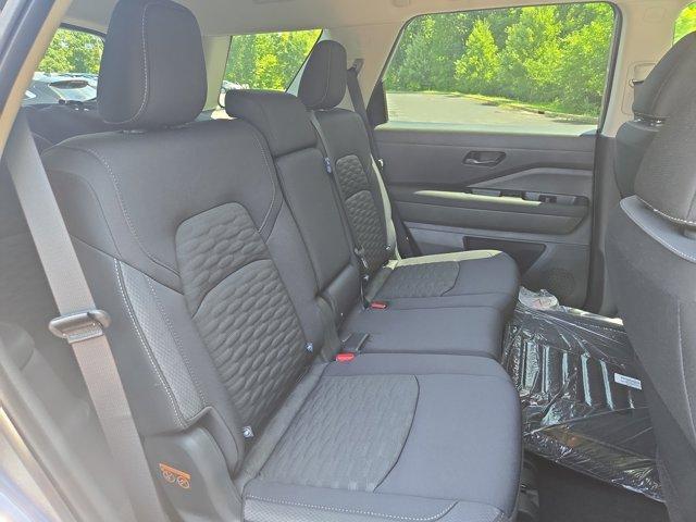 new 2025 Nissan Pathfinder car, priced at $41,780