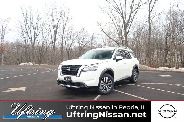 new 2024 Nissan Pathfinder car, priced at $45,496