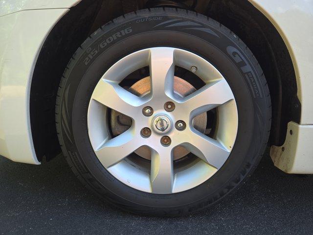 used 2009 Nissan Altima car, priced at $8,490