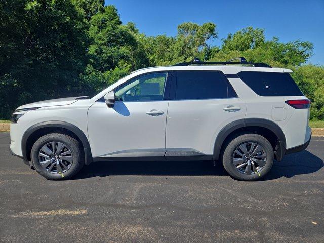 new 2025 Nissan Pathfinder car, priced at $41,686