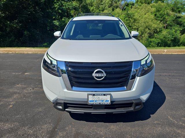 new 2025 Nissan Pathfinder car, priced at $41,686