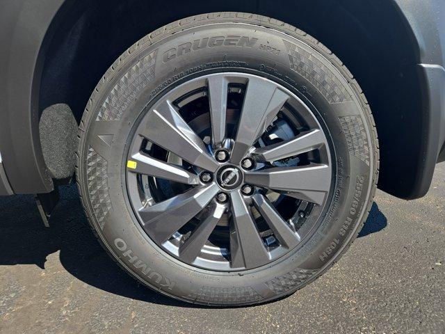 new 2025 Nissan Pathfinder car, priced at $41,686