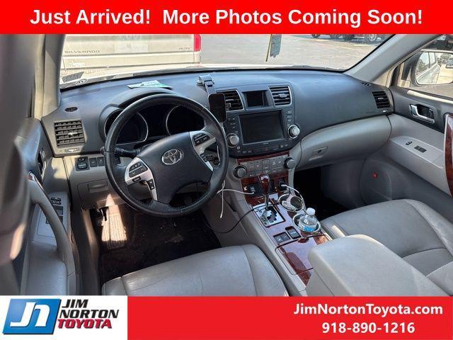 used 2012 Toyota Highlander car, priced at $11,186