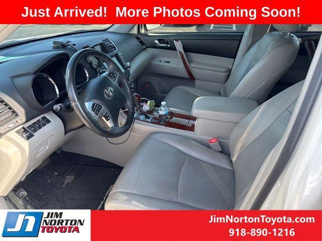 used 2012 Toyota Highlander car, priced at $11,186